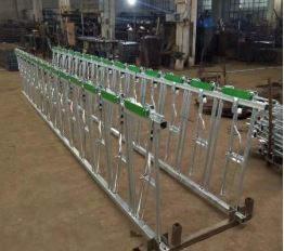 Cattle Headlock Farm Equipment